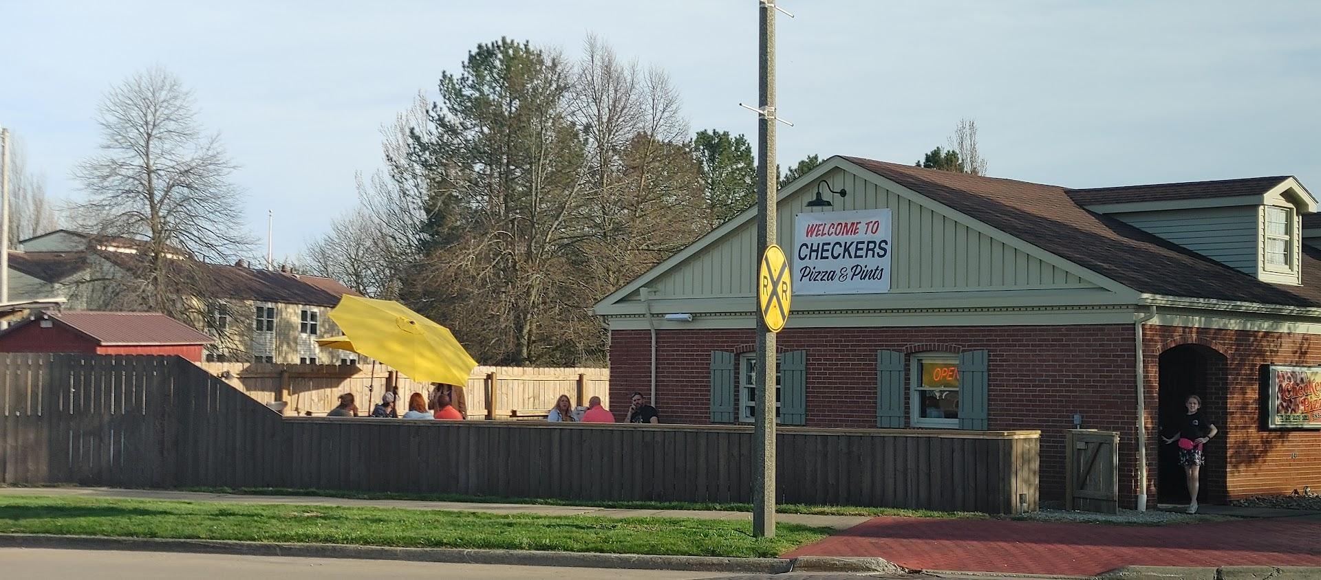 Checkers Pizza, llc - Crestline, OH