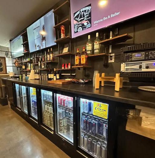 Checkers Pizza, llc - Crestline, OH